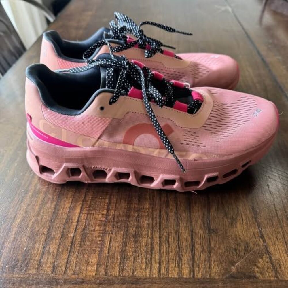 On Cloudmonster Running Shoes size 8